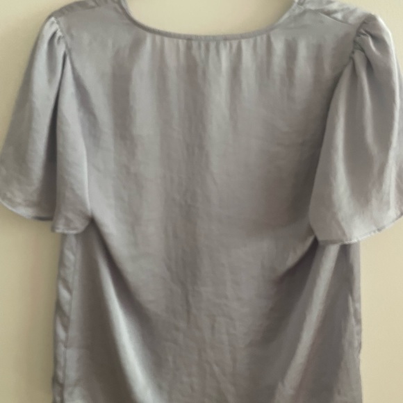 Silk blouse. - Picture 3 of 3